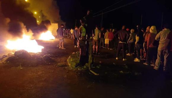 Ica: los manifestantes han tomado la Panamericana Sur, a la altura del Barrio Chino del sector de Villacuri, en el distrito de Salas. (Foto: Difusión)
