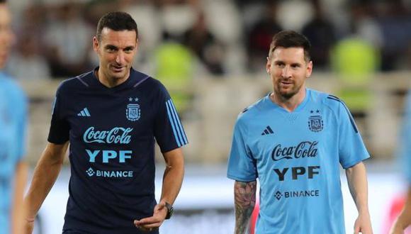 Lionel Scaloni resaltó el rendimiento de Messi (Foto: AFP)