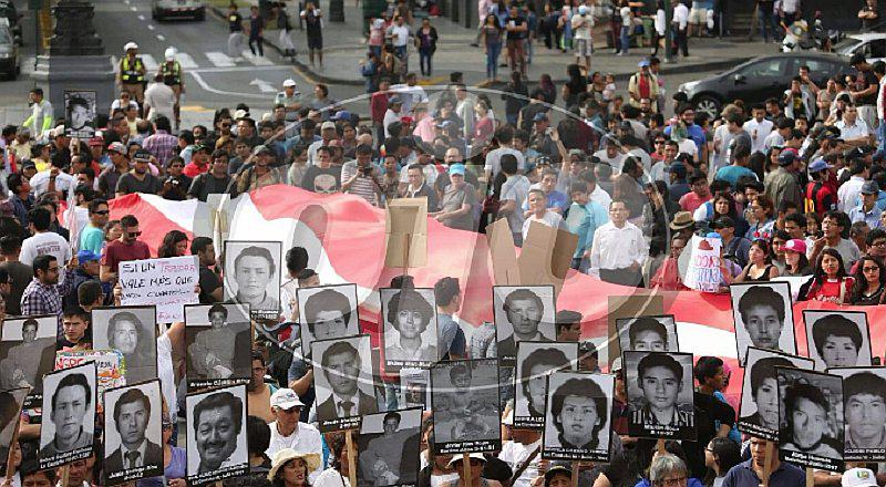 Alberto Fujimori: colectivos marchan en rechazo al indulto humanitario (FOTOS)