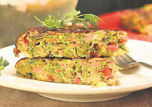 Receta de comida: Tortilla de verduras en solo cuatro pasos