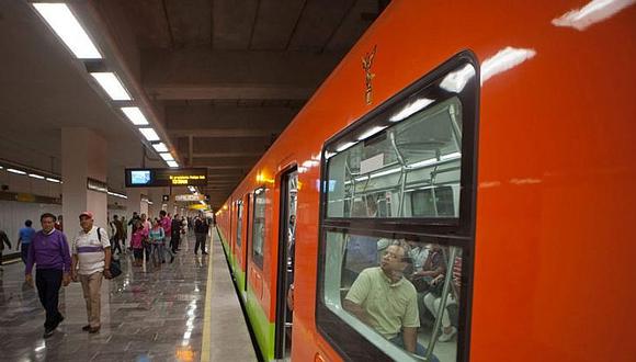 ​México: anciano muere en el metro y todos pensaron que dormía