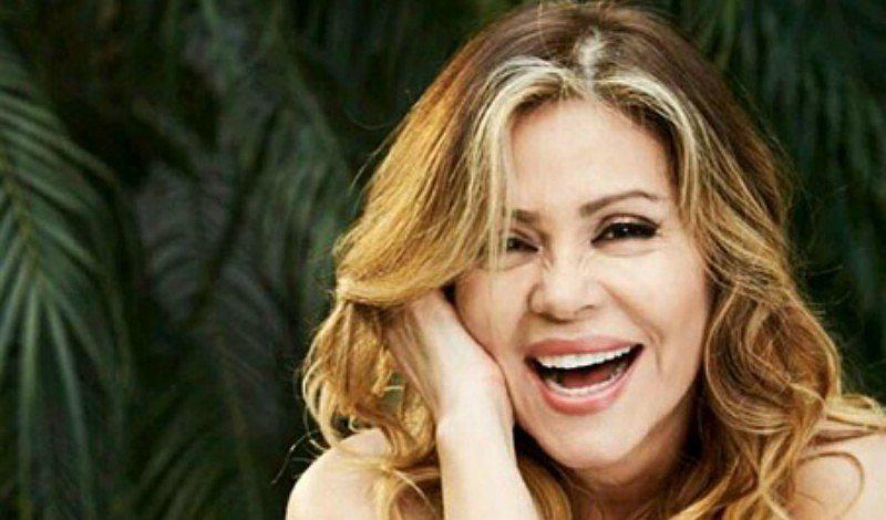 Gisela Valcárcel se relaja en un viaje a Ica 