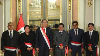 Martín Vizcarra: Así fue la juramentación de sus cuatro nuevos ministros
