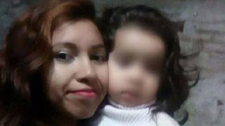 Madre asfixia a su pequeña hija, pero es capturada cuando intenta huir con el cadáver