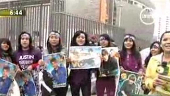 Justin Bieber concierto en Lima: Fans acampan afuera del estadio