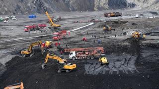19 mineros aparecen muertos tras varios días atrapados bajo tierra al derrumbarse mina de carbón 