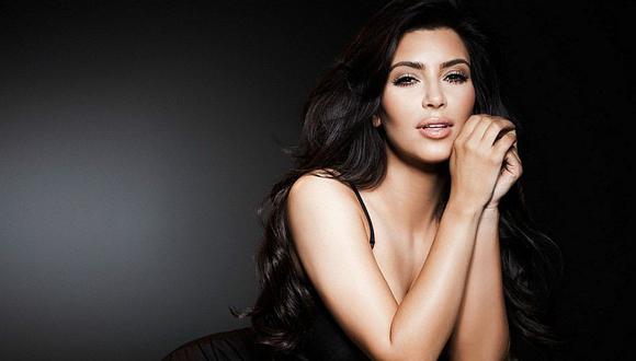 La batalla de Kim Kardashian contra la psoriasis (VIDEO)
