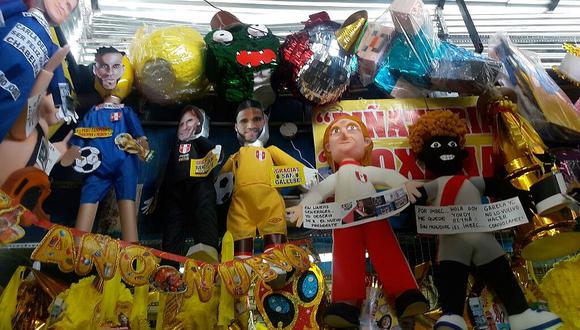 Piñatas rayan a vísperas de Año Nuevo en el Mercado Central (FOTOS)