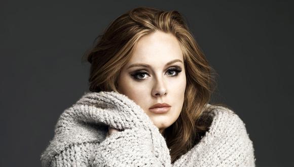 Adele: Hacker roba fotos privadas y las publica en Internet   