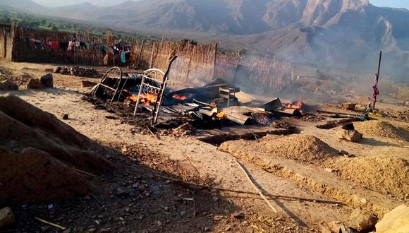 Lambayeque: Incendio destruyó humilde vivienda de familia que salvó de morir