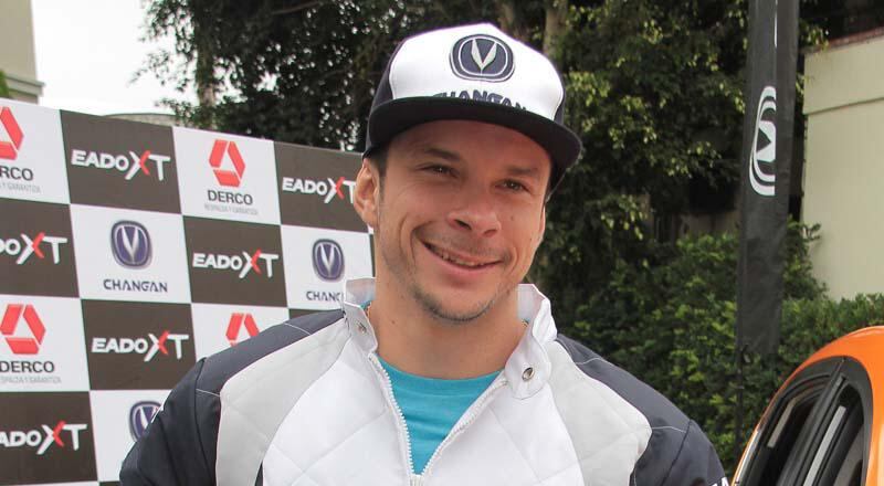 Mario Hart: Seguiré evaluando mi postulación al Congreso   