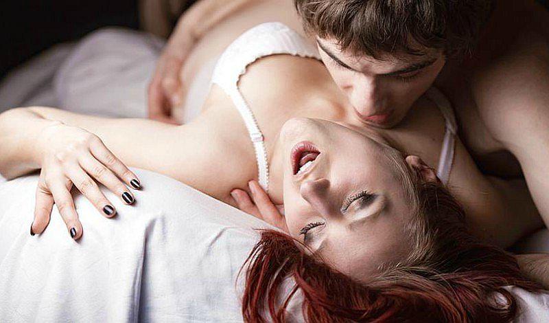 ¡6 señales para saber si tu chico te tiene ganas!