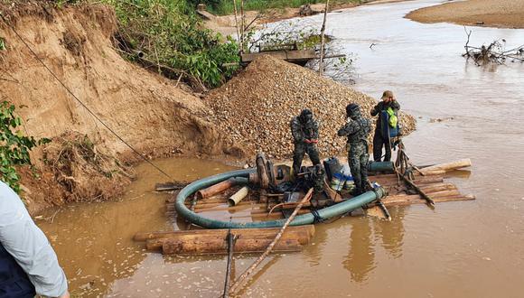El operativo se realizó en la ribera del río Malinowski, ubicado en el distrito de Inambari, en la provincia de Tambopata.