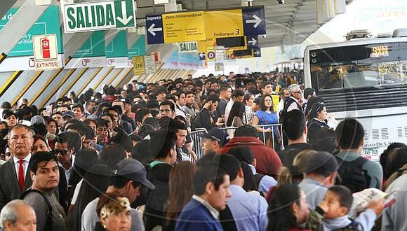 Metropolitano anuncia que ya no habrá "fila de sentados" en estación Naranjal