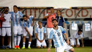 Kun Agüero insinúa que varios se irán como Messi, a quien vio "jodido"