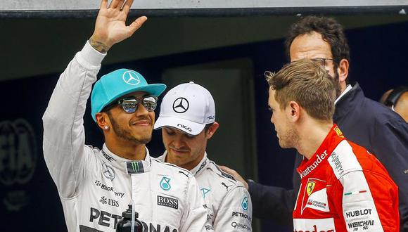 Lewis Hamilton es pole en Malasia y Alonso con McLaren-Honda va en la cola