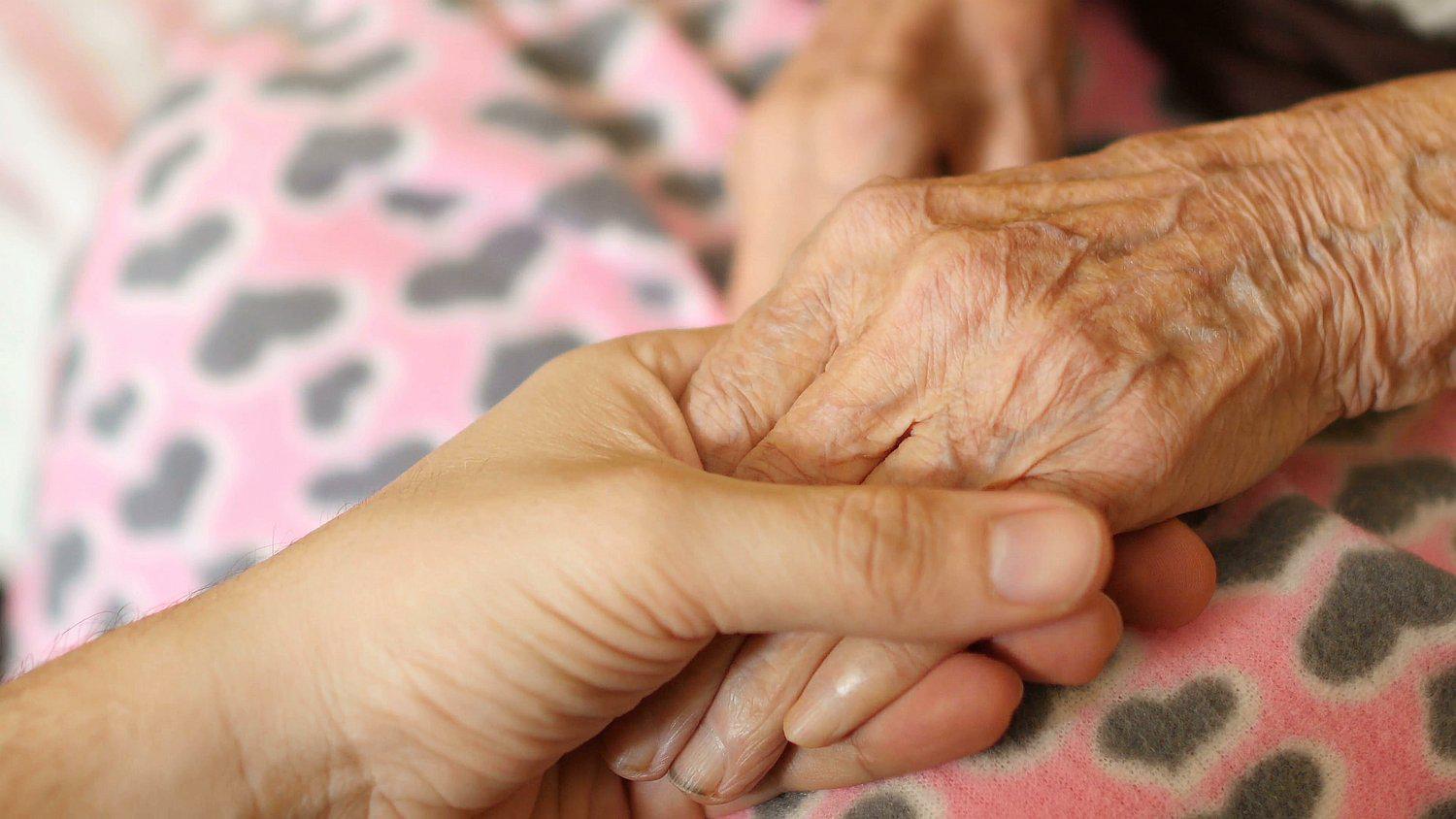 Abuelita aparece sin vida dentro de su vivienda