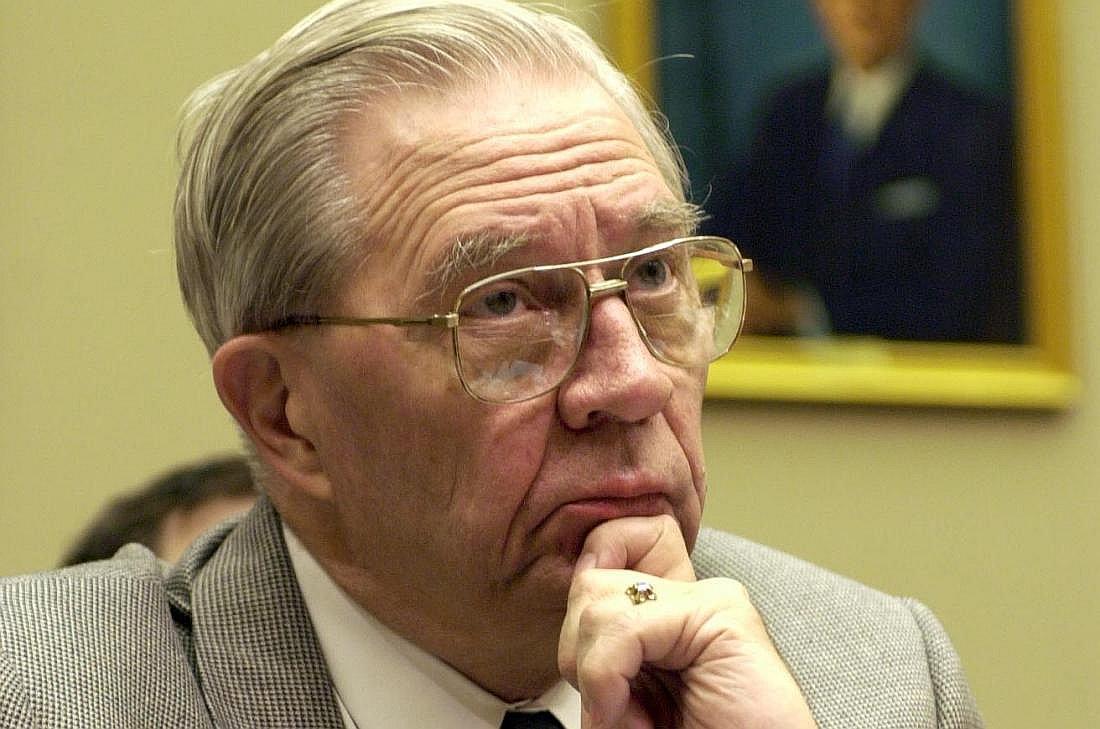 D.A. Henderson, líder en la erradicación de la viruela, muere a los 87 años 