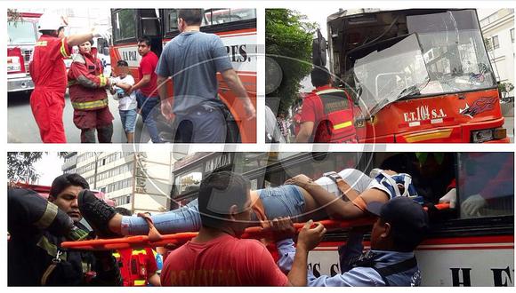 ​Triple choque de un ómnibus, cúster y taxi dejó 12 heridos (FOTOS)