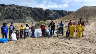 Ciclistas paiteños encontraron más de 400 kilos de basura en playa El Audaz