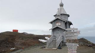 Dios "se refugia" en pequeña ermita en medio de la Antártida [FOTOS]