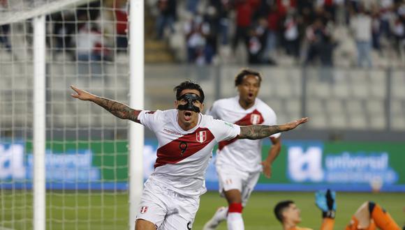 Gianluca Lapadula anotó el primer gol ante Bolivia en el Estadio Nacional. (Foto: GEC)