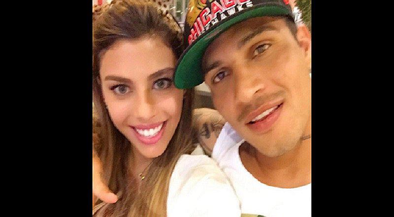 ¿Alondra García Miró luce anillo de compromiso de Paolo Guerrero? [VIDEO]