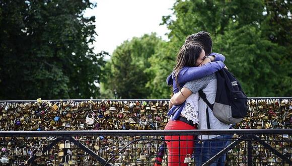 Nuevo intento de adiós a los "candados del amor" en los puentes de París 