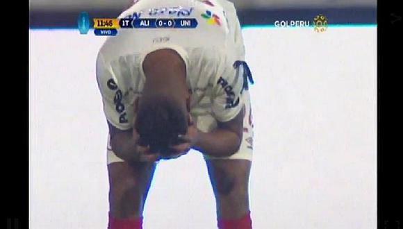 Alianza Lima vs. Universitario: Andy Polo se falla tremendo gol y se lamenta así