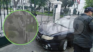 Preciso momento del choque de un auto contra la puerta del Congreso (VIDEO)