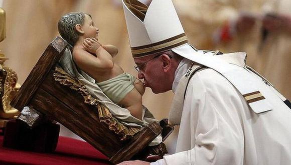 Papa Francisco clamó por una humanidad "voraz" en misa del Gallo 