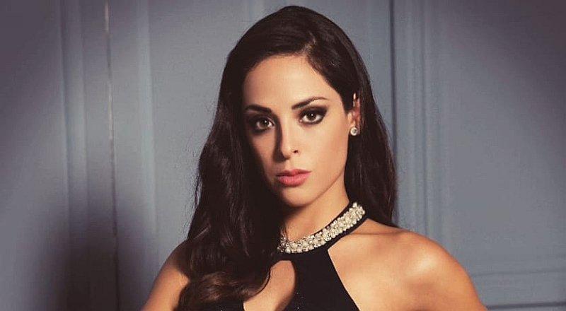 Andrea Luna y sus elegantes looks para salir en alfombra roja 