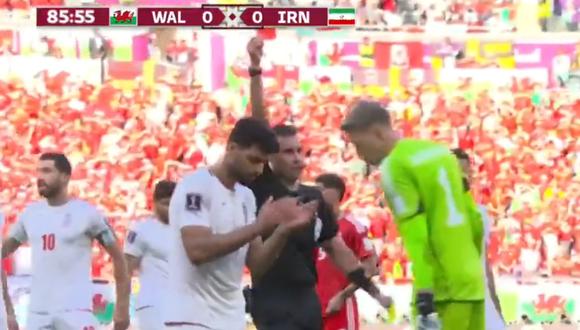 El portero Wayne Hennessey es expulsado en el Gales vs. Irán. Foto: Captura de pantalla de DIRECTV Sports.