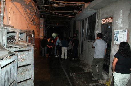 Incendio destruyó tres casas antes de la Navidad