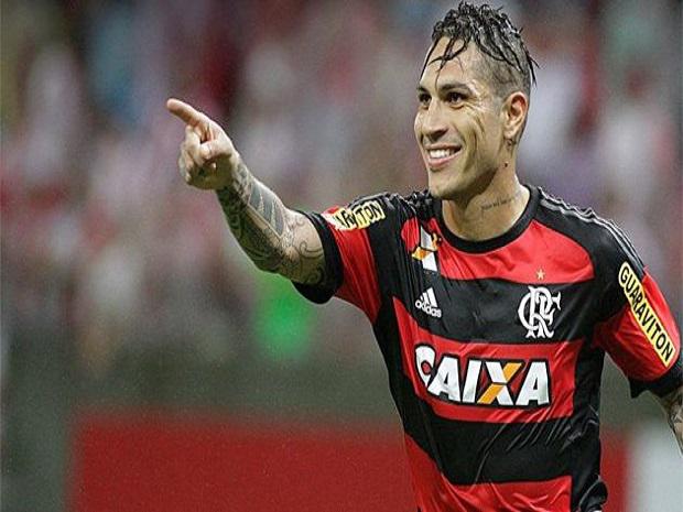 ​Paolo Guerrero será portada del PES 2016 con Flamengo [FOTOS]