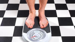Comer para vivir: Cómo evitar subir de peso en diciembre