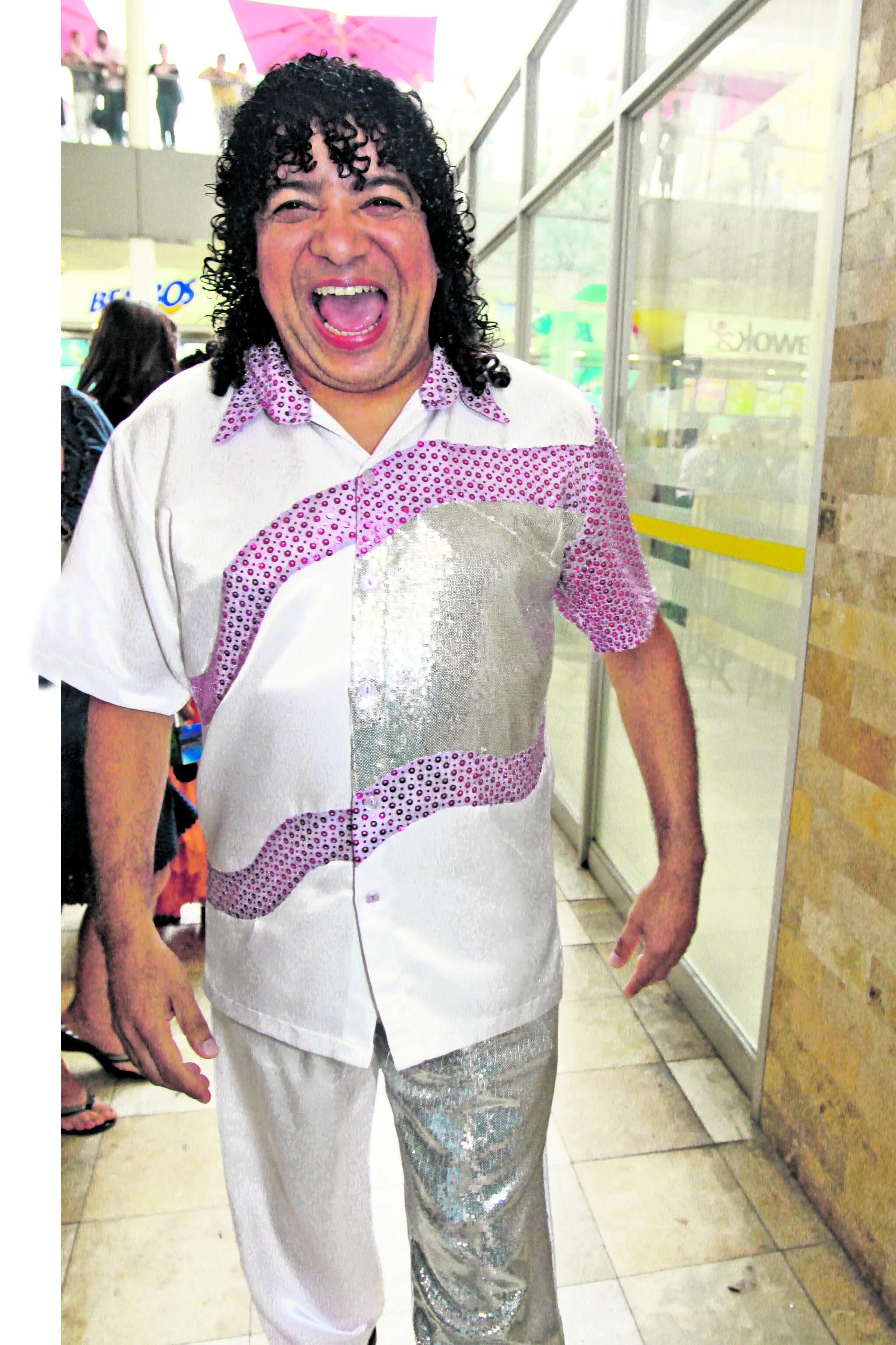 Denuncian a la "Carlota"