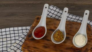 Comer para vivir: Análisis nutricional de la mostaza, salsa de tomate y mayonesa