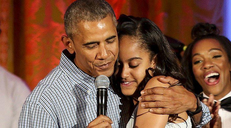 Barack Obama: estos son los libros que le recomendó leer a su hija Malia