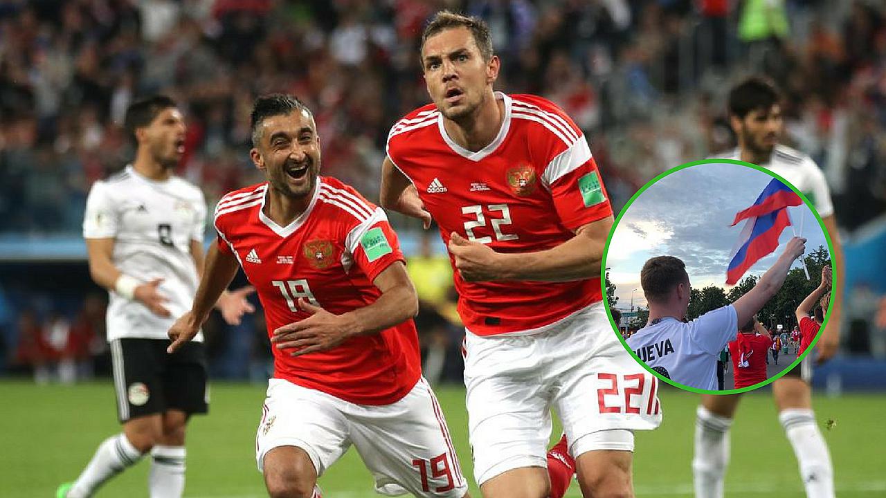 Ruso celebra clasificación a cuartos de final con camiseta de la selección peruana