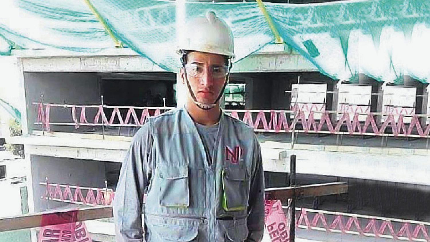 Joven defiende a su hermano menor y es baleado por presuntos delincuentes extranjeros