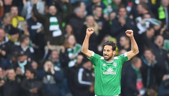 Claudio Pizarro anota un golazo para el Werder Bremen el mismo día que anuncia renovación (VIDEO)