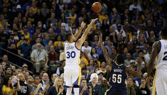 NBA: Stephen Curry, con 13 triples, establece nueva marca en la NBA 