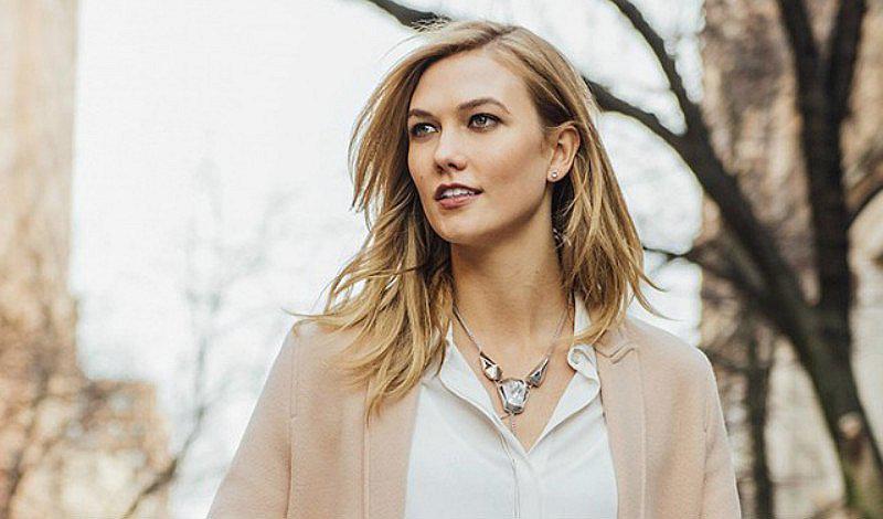 ¡El último look de Karlie Kloss, como campaña de Swarovski, nos deja a todos con la boca abierta! [FOTOS]