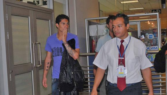 Especialistas alemanes llegaron a Lima para tratar la aerofobia de Paolo Guerrero 