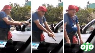 Hombre exige limosnas con pistola en mano | VIDEO