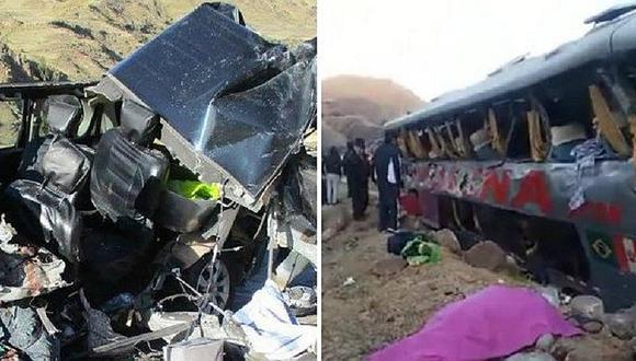 ¡Lamentable! Cuatro muertos deja choque de bus contra minivan en Ayacucho (FOTOS)