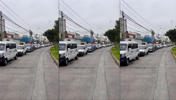 Autos hacen larga cola para abastecerse de GLP. Foto: Twitter
