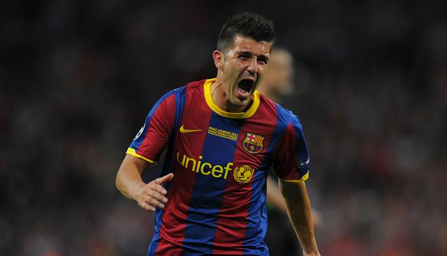 David Villa vs. Manchester United. Temporada 2010-11. (Foto: AFP)