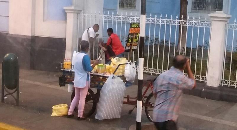 Breña: Captan asalto en Alfonso Ugarte